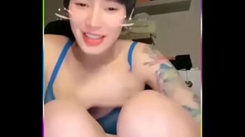 คลิปน้องแซมมี่ ไลฟ์สด ถอดหมด นมโต หีสวย เงี่ยนสุดๆ เด็ดมาก Ep.6
