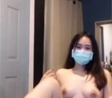 คลิปหลุด หลุดสาวมหาลัยหุ่นดีตั้งกล้องโชว