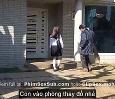 xxx pornเย็ดนักเรียนม.5โดนหนุ่มปีนห้องเย็ดสดแตกใน