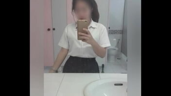คลิปเสียว นักศึกษา ม.ดัง คาชุด