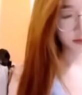 คลิปเสียว สาวไทยไลฟ์สด น้องแว่นโชว์หุ่นโคตรแจ่มหน้ากล้อง