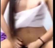 คลิปเสียว หลุดเน็ตไอดอลสาวคนดังไลฟ์สดโชว์หัวนม
