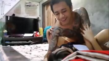 คลิปเสียว ไอ่หนุ่มตัวลายกับนักศึกษาสาวคอสเพล Ep.2