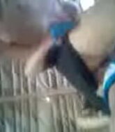 คลิปหลุด แอบเย็ดกันที่กระท่อมหลังบ้านเสียวๆ