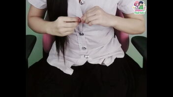 คลิปหลุด งานแรร์เด็ดๆจากกลุ่มลับน้องนินิวนักศึกษาสาวนมใหญ่ตั้งกล้องโชว์ หีสวยมาก