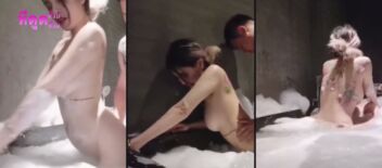 น้องแฟง fanglyxo หนังโป๊ไทย สาวไทยทรงซ้อสักลายนมใหญ่ เล่นเสียวในอ่างน้ำ