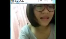 คลิปหลุดน้องบีม สาวแว่น ใช้ขวดโรลออนเบ็ดหี