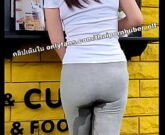 สาวไทยเจอไข่สั่นถึงกับฉี่ราดกางเกงขณะยืนซื้อน้ำปั่น