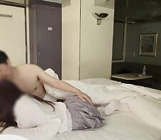 คลิปหลุด คู่รักตั้งกล้องเย็ดกันในห้องสาวนตัว
